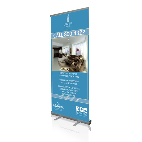 Q2_Roller Banner Stand