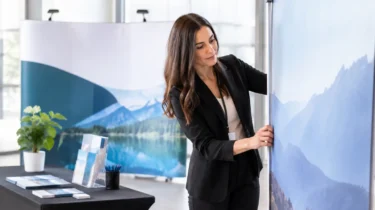 How to Choose Display Materials for Events